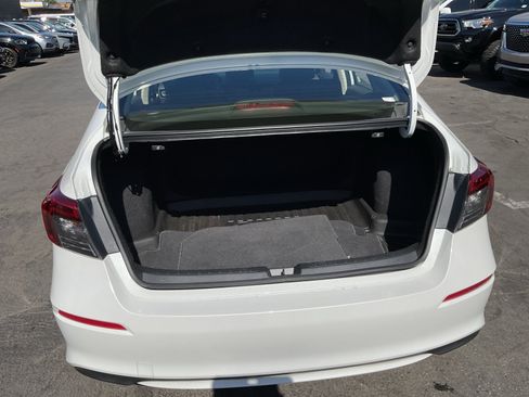 Used 2022 Honda Civic EX image 25