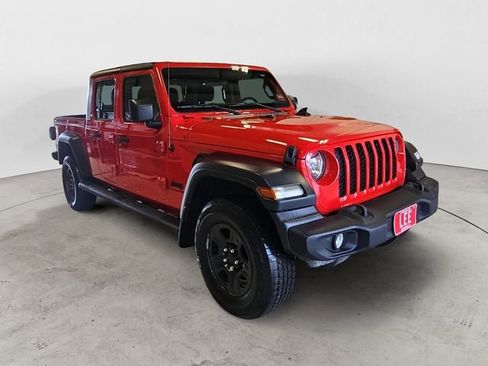 Used 2020 Jeep Gladiator Sport w/ Trailer Tow Package image 8