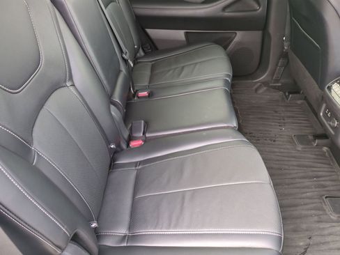 Used 2023 INFINITI QX60 Pure image 21