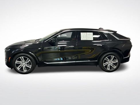 Certified 2024 Cadillac Lyriq Tech RWD image 2