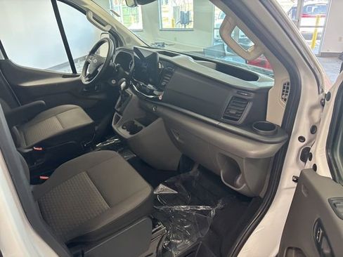 Used 2023 Ford Transit 350 XLT image 23