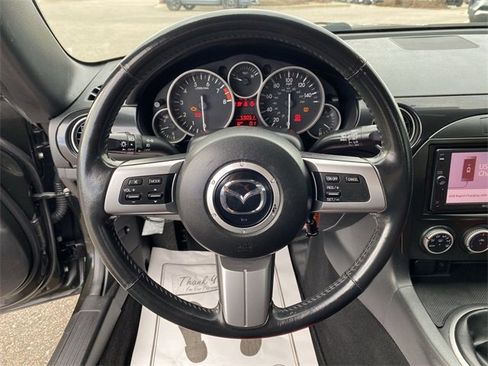Used 2013 MAZDA MX-5 Miata Sport image 16
