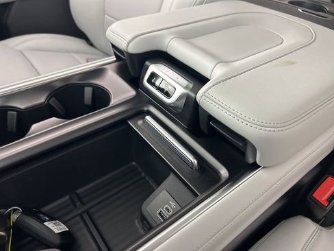 New 2026 Ford Expedition Platinum w/ Driver's Package image 22