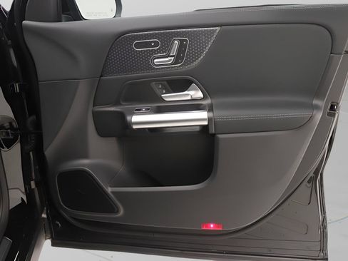 Certified 2026 Mercedes-Benz GLA 250 image 21