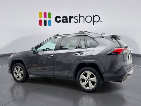 Used 2020 Toyota RAV4 Limited image 3
