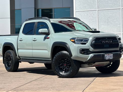 Used 2021 Toyota Tacoma TRD Pro AWD/4WD image 2