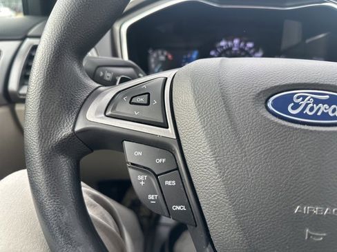 Used 2019 Ford Fusion SE image 36
