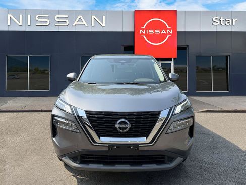 Used 2023 Nissan Rogue SV AWD/4WD image 2
