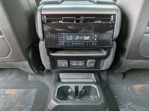 New 2026 Jeep Grand Wagoneer Limited AWD/4WD image 14