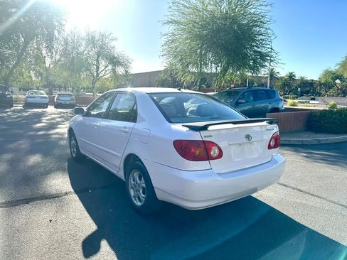 Used 2004 Toyota Corolla S FWD image 4