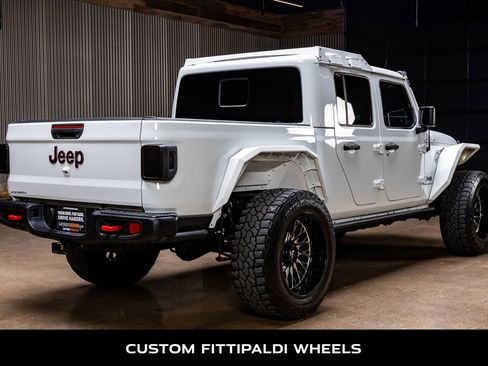 Used 2023 Jeep Gladiator Rubicon w/ Cold Weather Group image 9