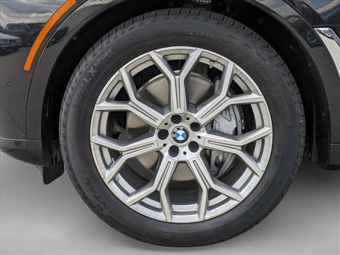 Certified 2026 BMW X7 xDrive40i image 10