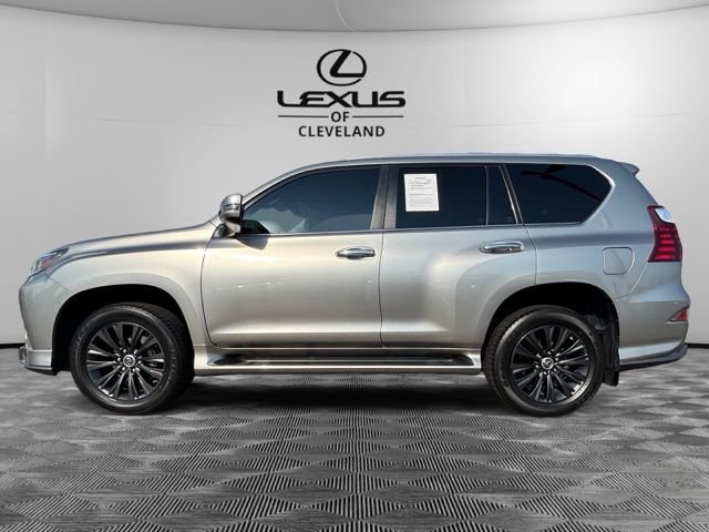 Used 2021 Lexus GX 460 Premium w/ Accessory Package AWD/4WD image 3