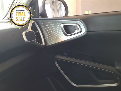 Used 2023 Kia Soul LX w/ Option Group 015 image 18