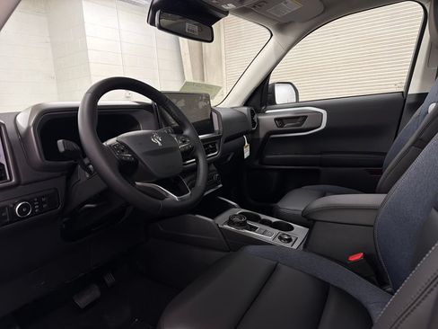 New 2025 Ford Bronco Sport Outer Banks w/ Outer Banks Tech Package+ AWD/4WD image 7