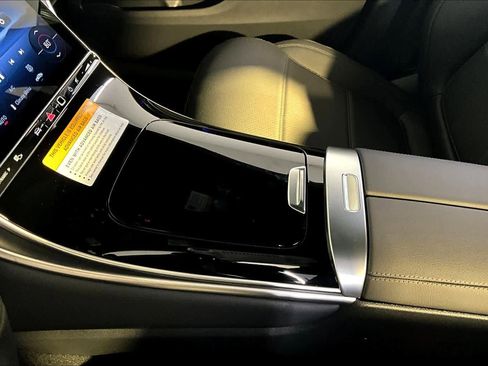 Used 2026 Mercedes-Benz GLC 300 4MATIC image 10