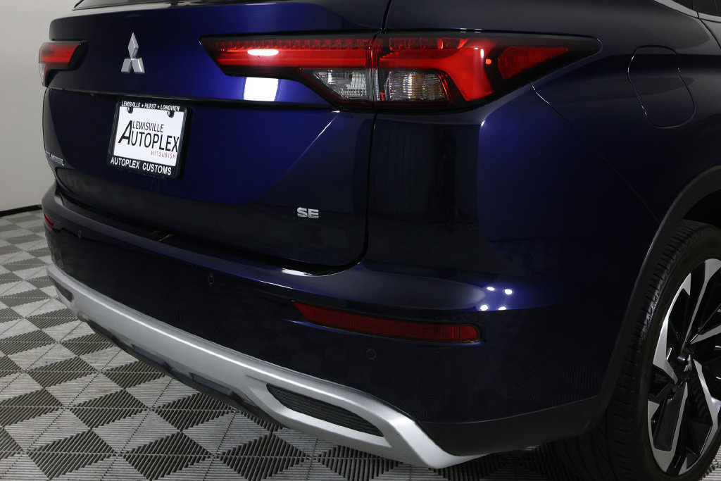 Used 2023 Mitsubishi Outlander SE FWD image 43