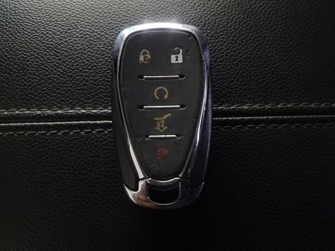 Used 2020 Chevrolet Equinox Premier image 32