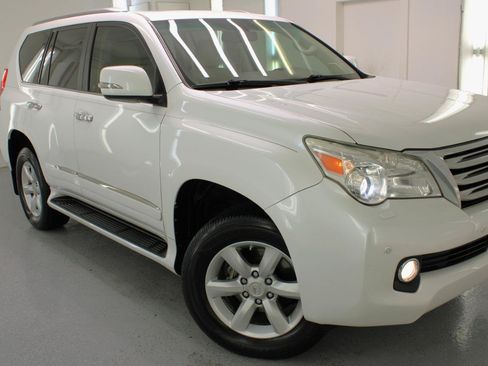 Used 2011 Lexus GX 460 Premium AWD/4WD image 14
