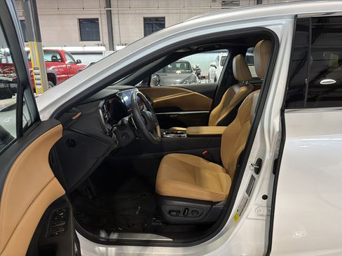 Used 2024 Lexus RX 350 Premium image 6