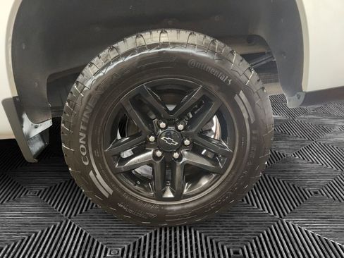 Used 2022 Chevrolet Silverado 1500 LT Trail Boss w/ Protection Package image 15