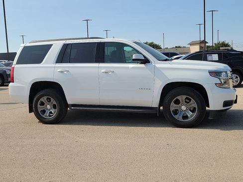 Used 2019 Chevrolet Tahoe LS w/ Enhanced Driver Alert Package RWD image 5