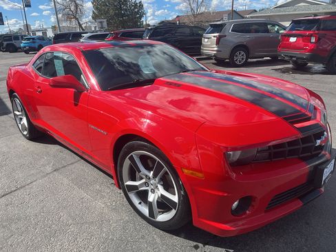 Used 2010 Chevrolet Camaro SS image 4