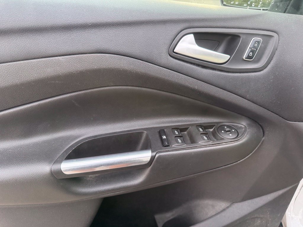 Used 2015 Ford Escape SE FWD image 5