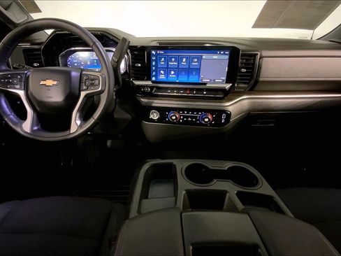Used 2023 Chevrolet Silverado 1500 LT AWD/4WD image 15