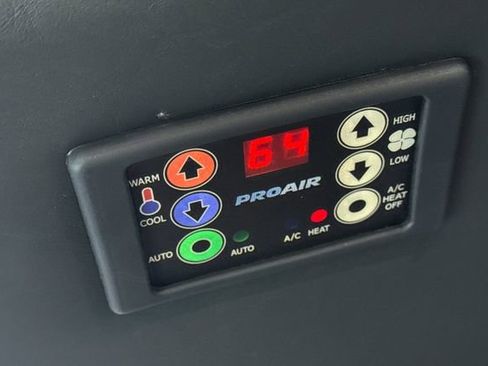 Used 2016 Mercedes-Benz Sprinter 3500 image 38