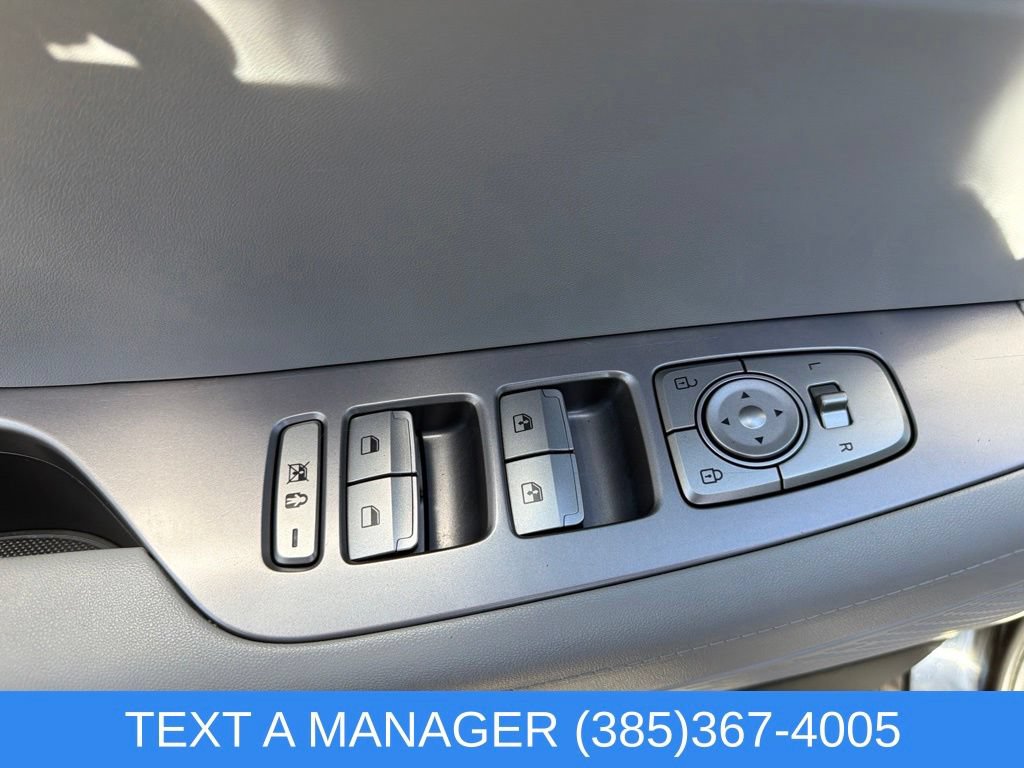 Used 2025 Hyundai Palisade SEL AWD/4WD image 17