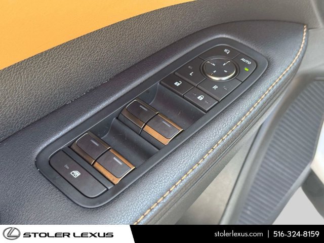 Used 2023 Lexus RX 350 Premium w/ Accessory Package AWD/4WD image 22
