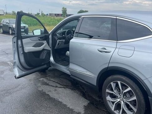 Used 2023 Acura MDX SH-AWD w/ Technology Package image 10