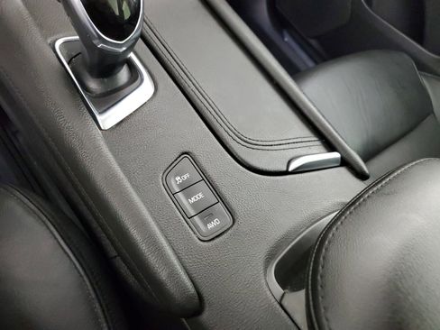 Used 2017 Cadillac XT5 Luxury w/ Driver Awareness Package image 45