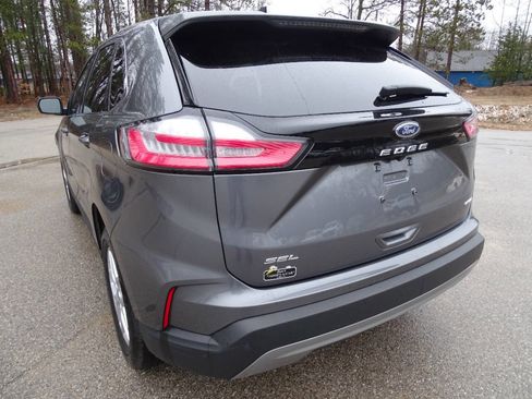 Used 2024 Ford Edge SEL image 7