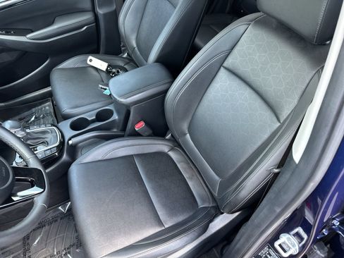 Used 2024 Kia Seltos EX FWD image 13