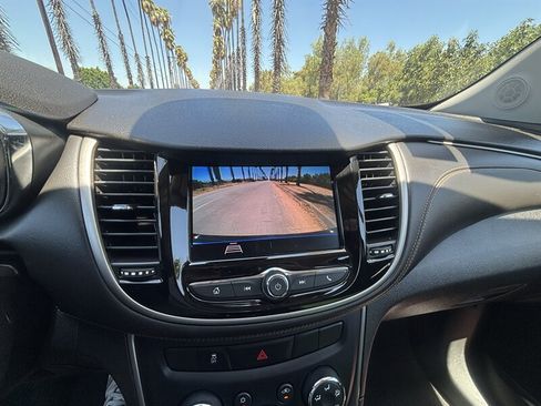 Used 2020 Chevrolet Trax LS FWD image 24
