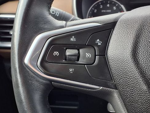 Used 2021 Chevrolet TrailBlazer ACTIV w/ Technology Package FWD image 15
