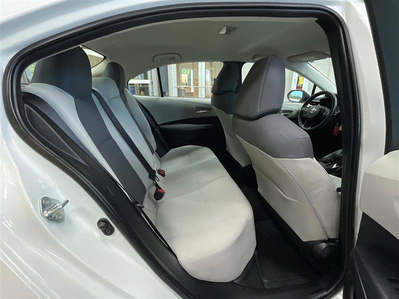 Used 2020 Toyota Corolla LE FWD image 28
