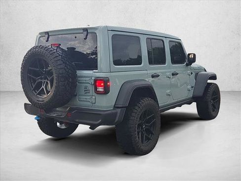 Used 2023 Jeep Wrangler Unlimited w/ Sun & Screen Package AWD/4WD image 5