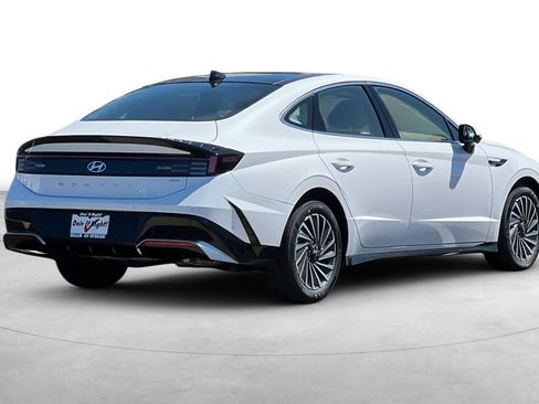 New 2026 Hyundai Sonata Limited FWD image 6
