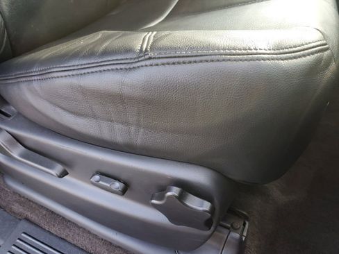 Used 2013 Chevrolet Avalanche LT w/ All-Star Edition image 32