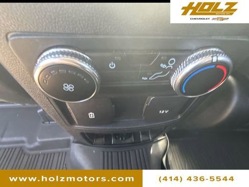 Used 2023 Ford Explorer XLT w/ Equipment Group 202A image 20