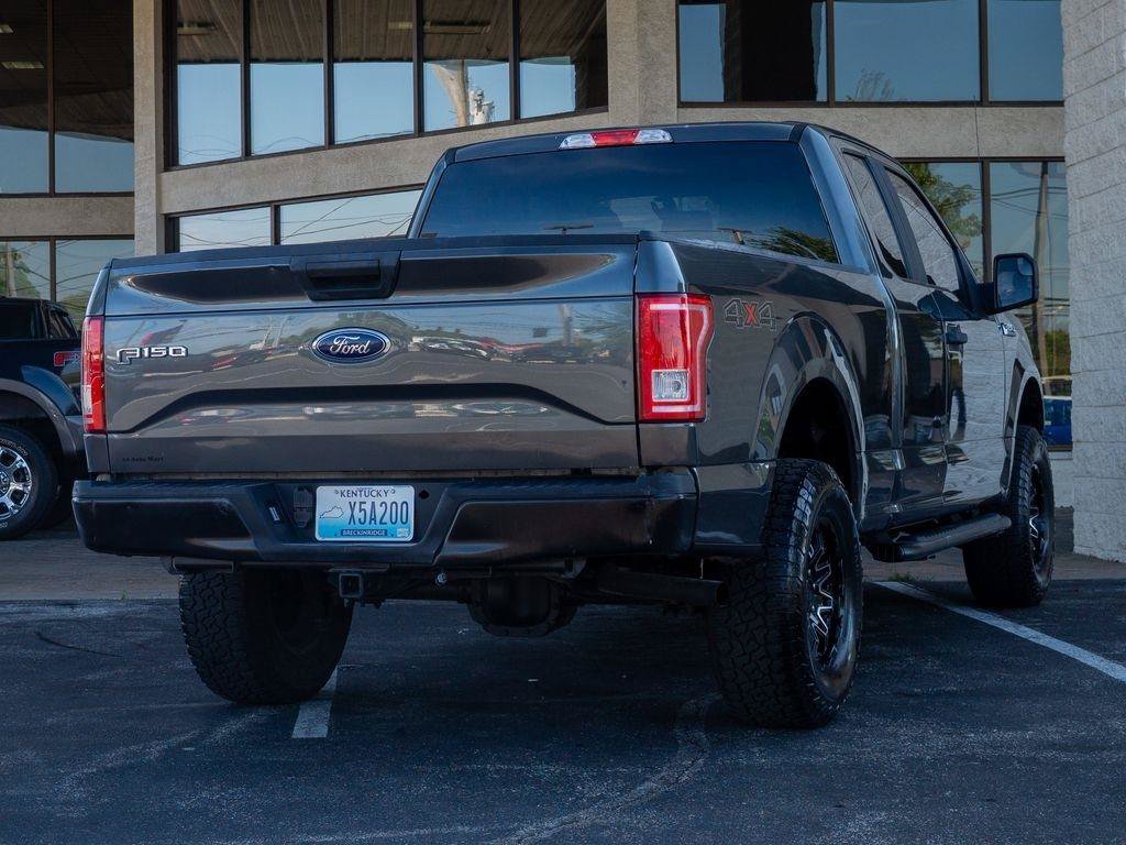 Used 2017 Ford F150 XL w/ Equipment Group 101A Mid AWD/4WD image 3