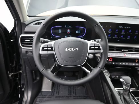 New 2025 Kia Telluride S image 34