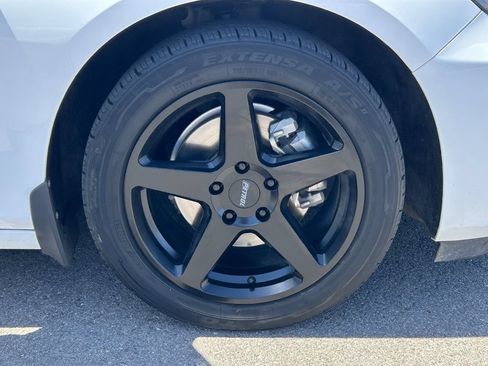 Used 2018 Chevrolet Malibu LS FWD image 9
