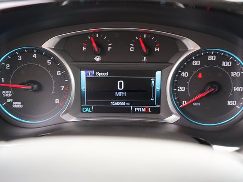 Used 2019 Chevrolet Traverse LT w/ LT Premium Package AWD/4WD image 35