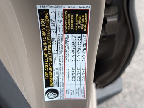 Used 2023 Nissan Frontier PRO-4X w/ Pro-4X Premium Package image 40