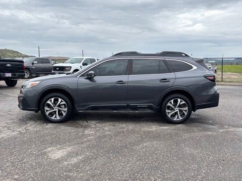 Used 2021 Subaru Outback Limited XT w/ Popular Package #2 AWD/4WD image 2