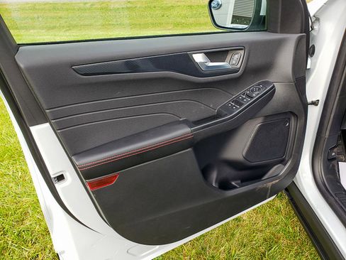 New 2026 Ford Escape ST-Line Select image 6